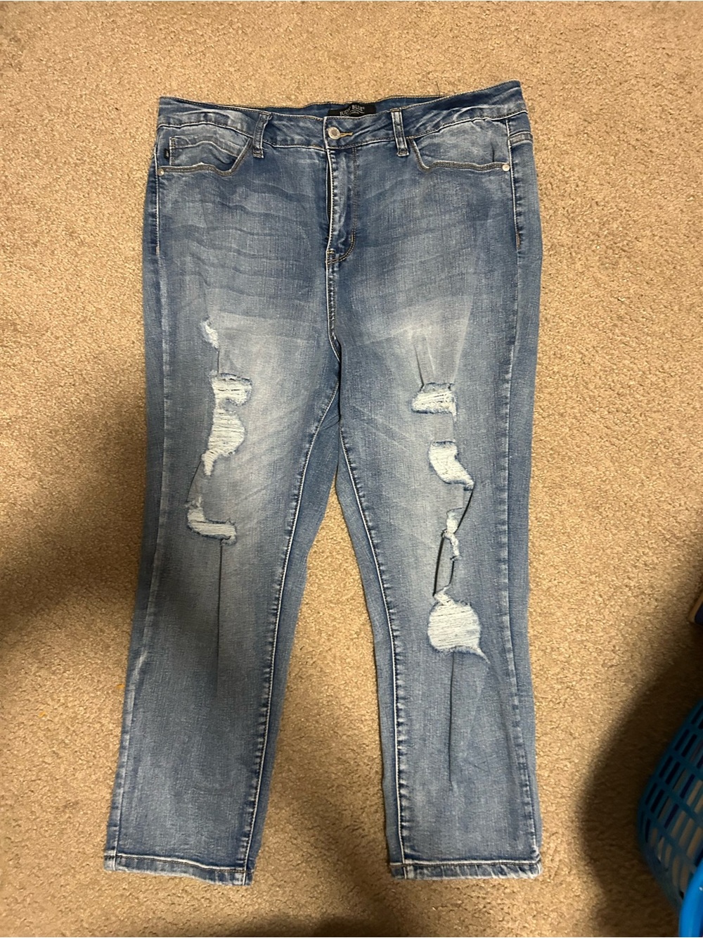 Judy Blue Light Blue Distressed Women’s Jeans